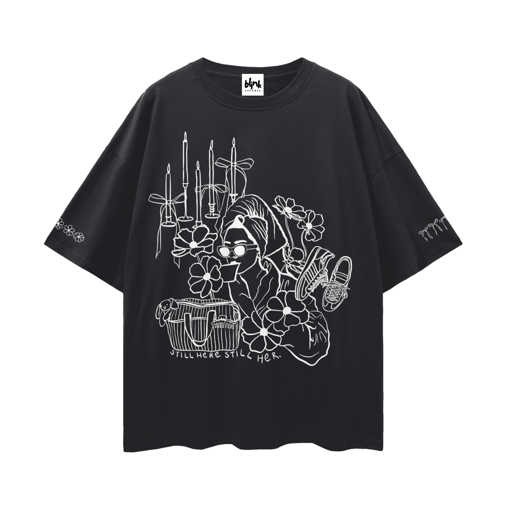 Still Her Tee - Black/White