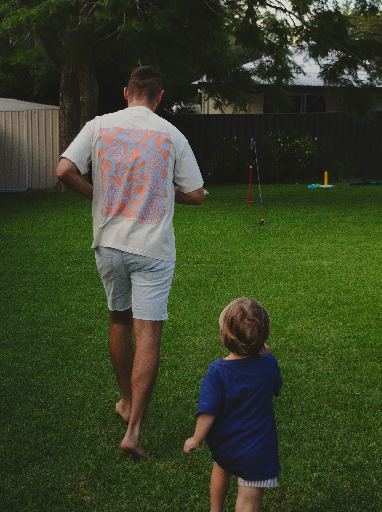 Handprints Shell Style Tee - Orange/Blue